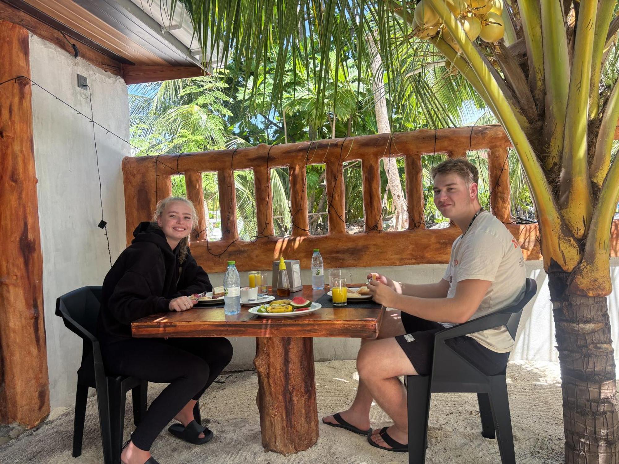 Mathiveri Thundi Inn Ngoại thất bức ảnh